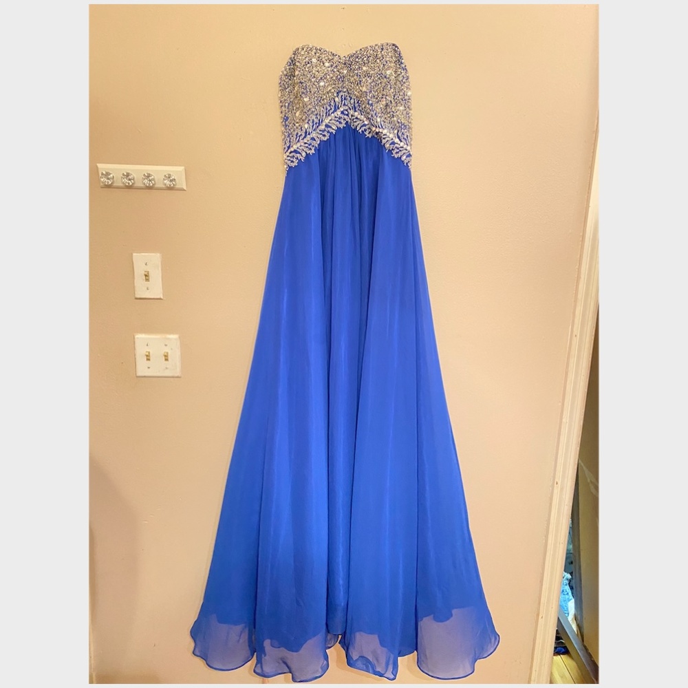 Betsy & Adam Prom Dress / Formal Dress